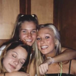 Meet your Posher, Molly